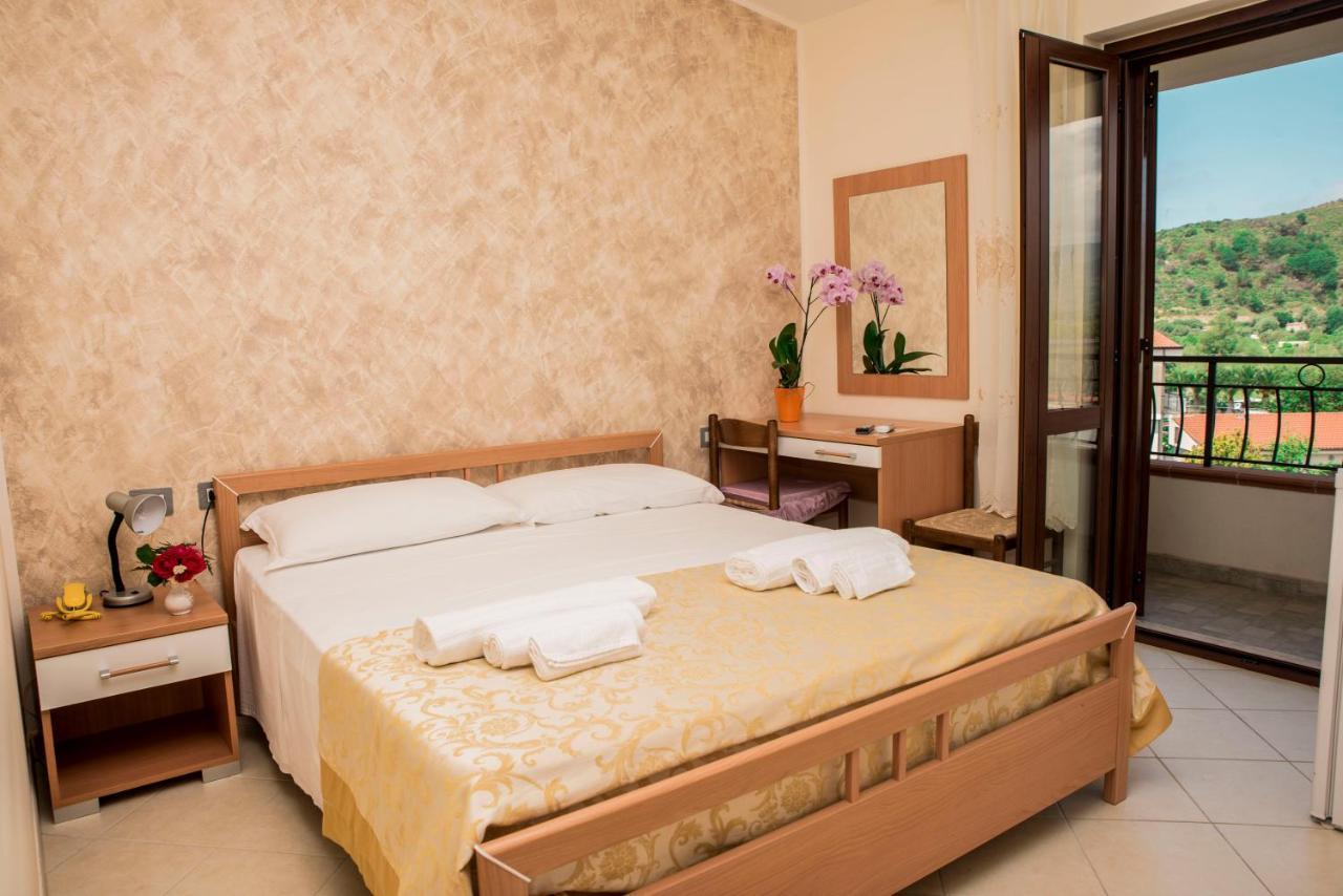 Cilentiamoci Palinuro Hotel Екстериор снимка